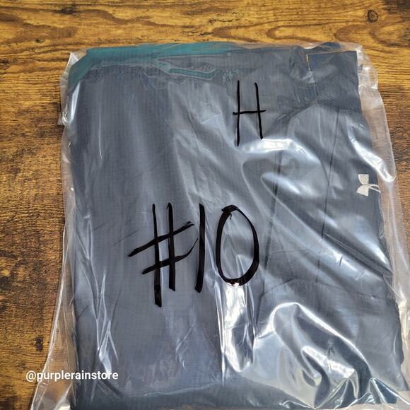 Under Armour Rip Stop Cargo Shorts 38 Measures 36 Embroidered Logo Navy Gorpcore - Picture 12 of 12